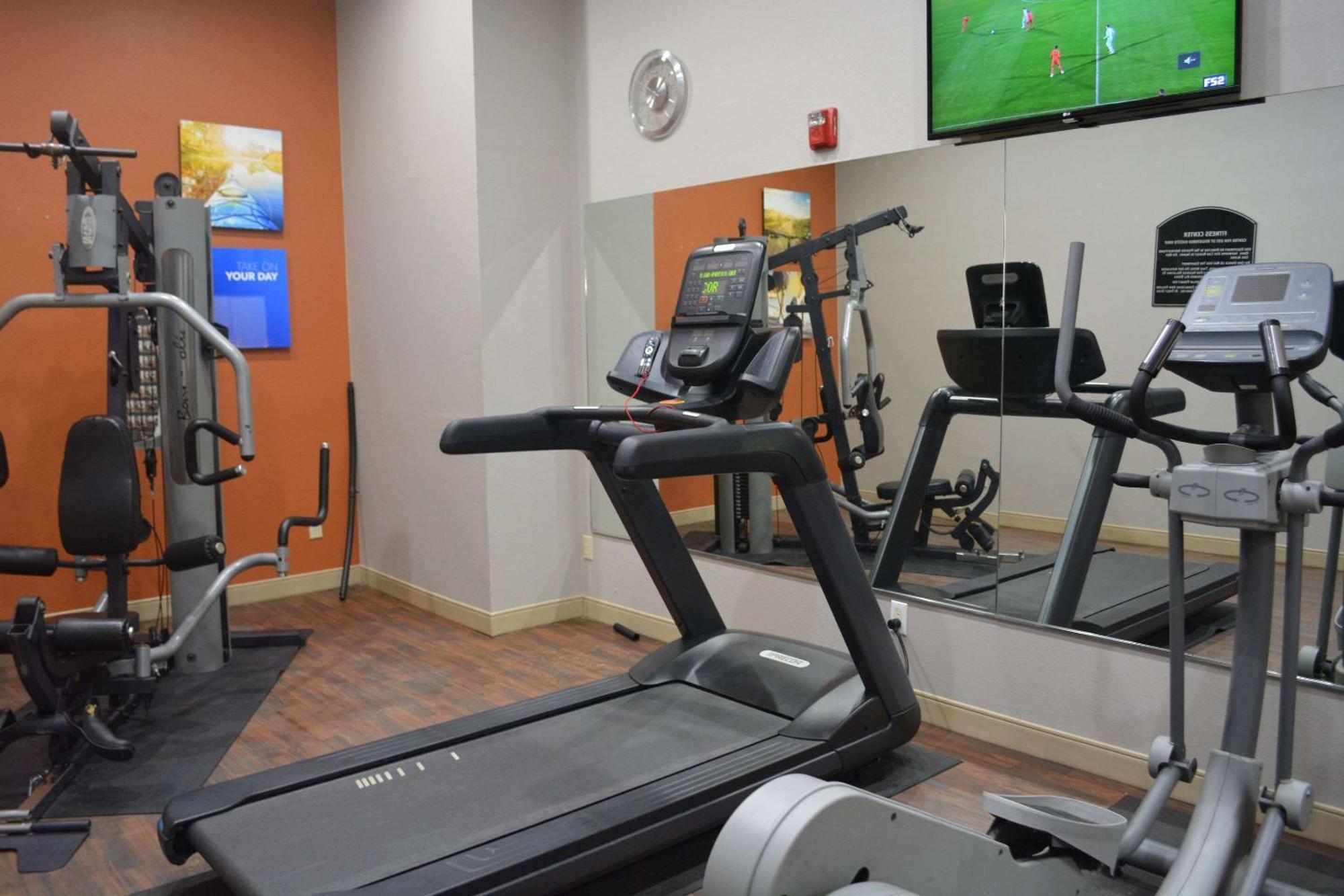 Comfort Suites Yukon - Sw Oklahoma City Esterno foto