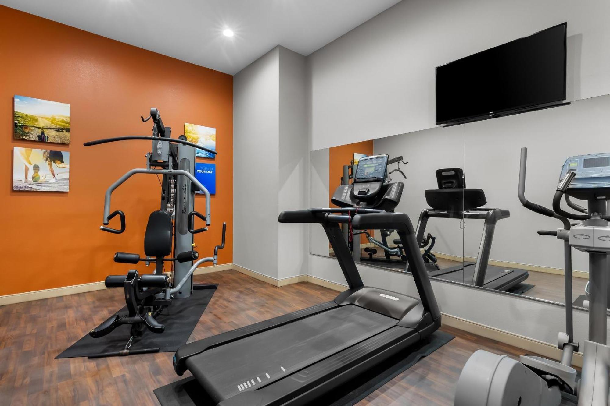 Comfort Suites Yukon - Sw Oklahoma City Esterno foto