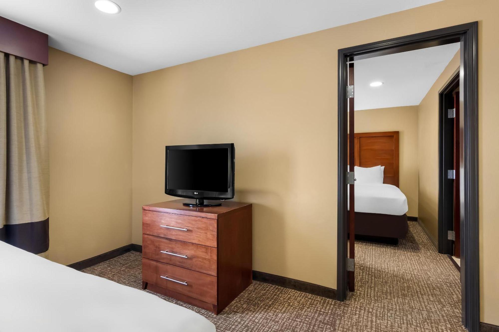 Comfort Suites Yukon - Sw Oklahoma City Esterno foto